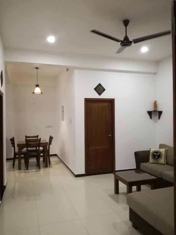 Bianco Terrace Hotel Negombo Exterior photo