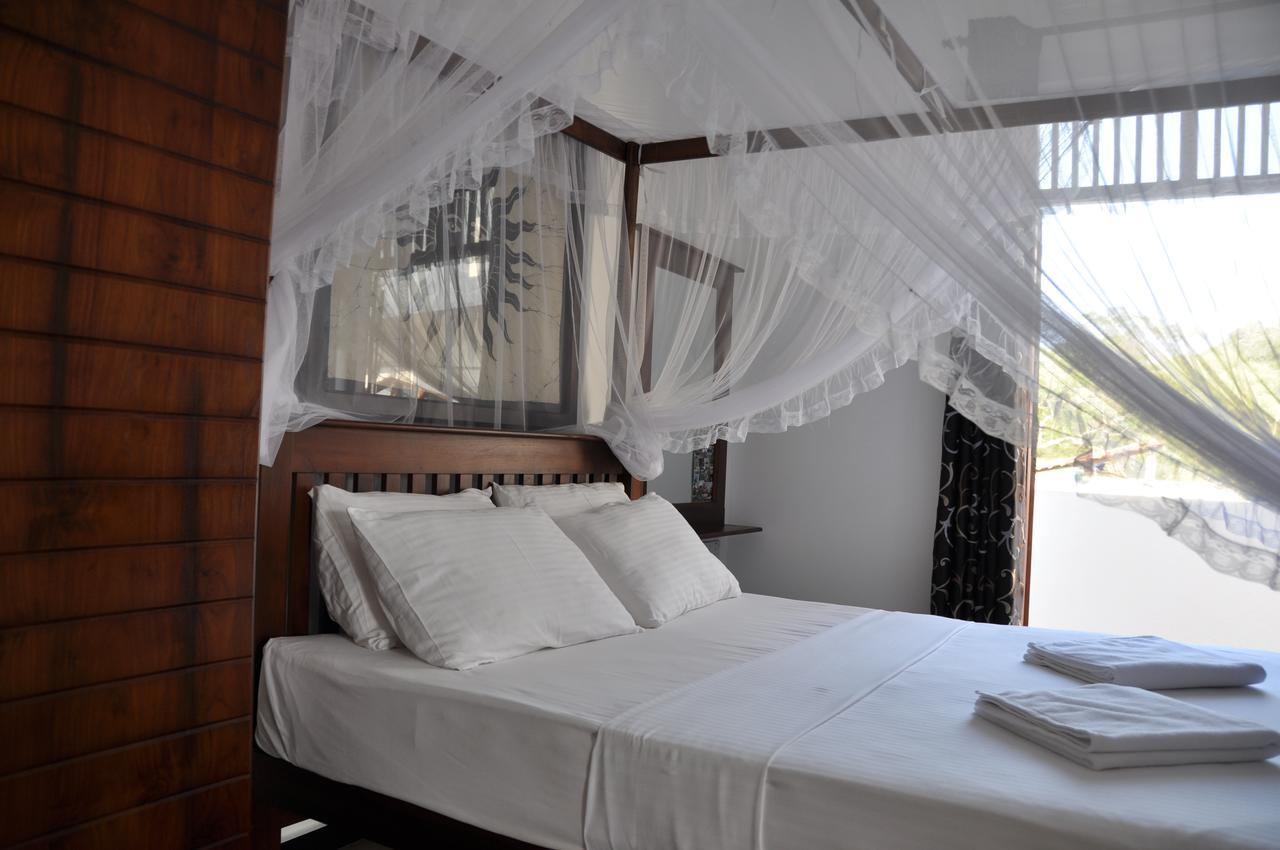 Bianco Terrace Hotel Negombo Exterior photo
